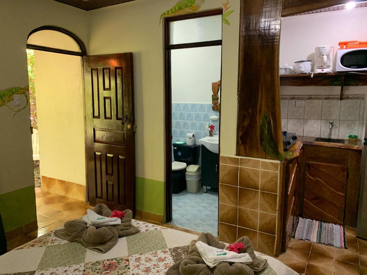 Cabinas Tito 卡维塔 外观 照片