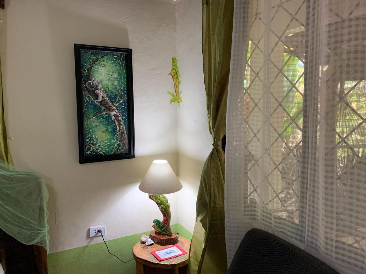 Cabinas Tito 卡维塔 外观 照片